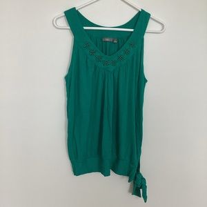Apt 9 green sleeveless top | women’s M | beaded v neck | tie waist | holiday